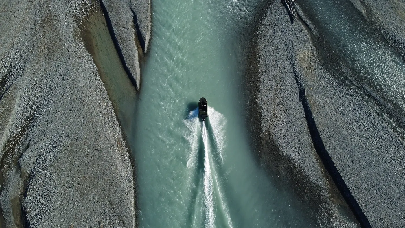Braided river channels and gravel beds of the Canterbury high country